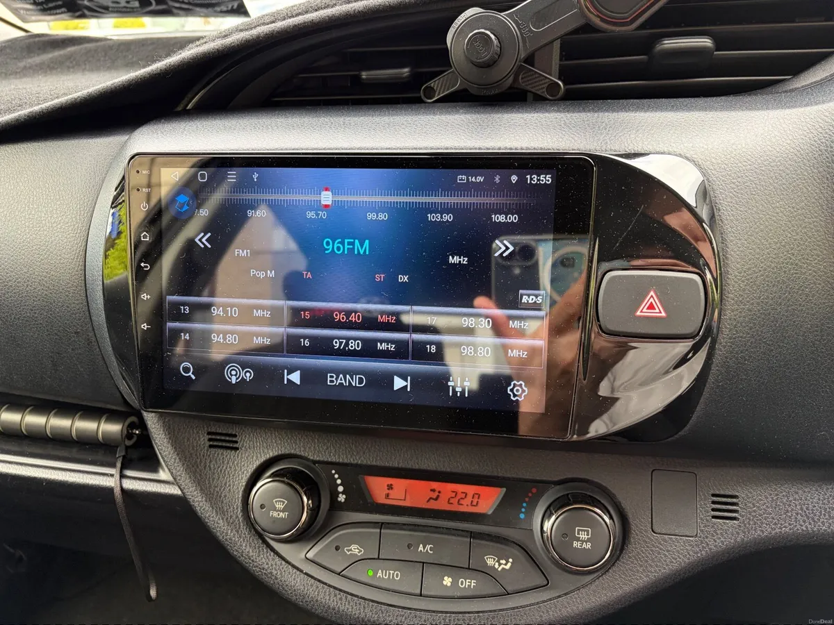 Toyota Vitz (Yaris)  2017 - Image 6