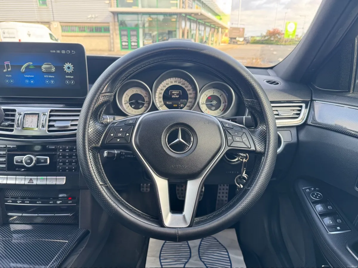 220 CDI BLUE EFFICIENCY SE 4DR AUTO - Image 4