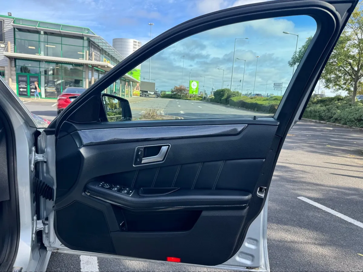 220 CDI BLUE EFFICIENCY SE 4DR AUTO - Image 5