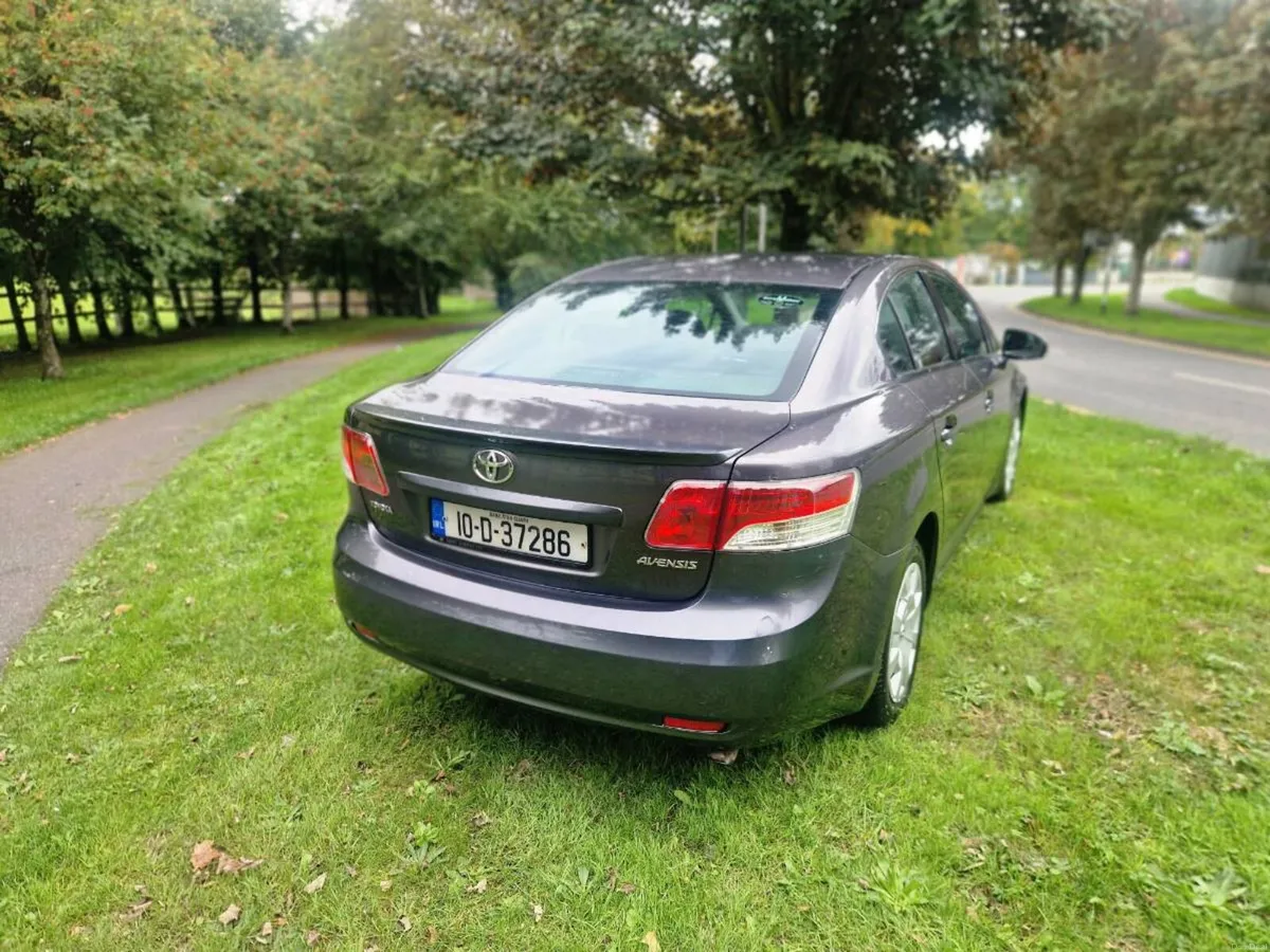 Toyota avensis - Image 2