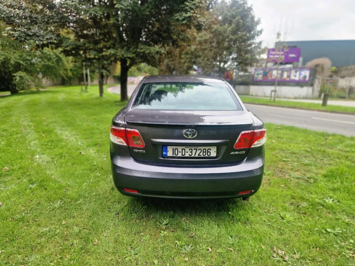 Toyota avensis - Image 3