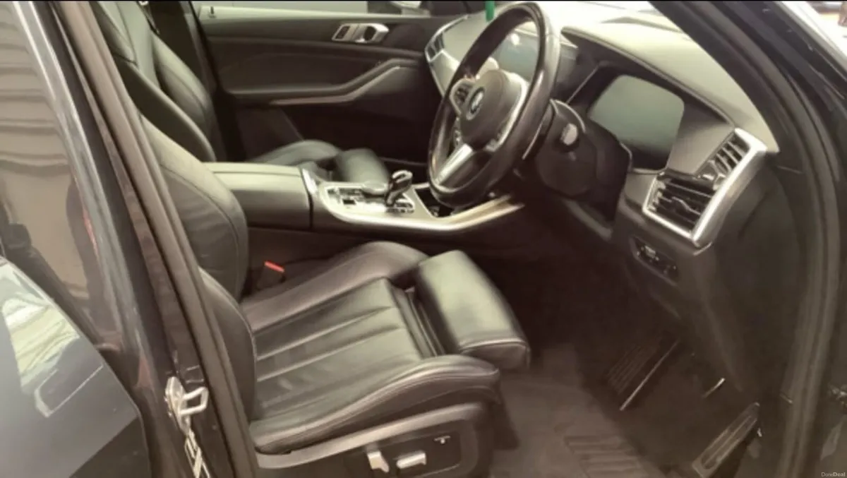 221 BMW X5 45E  PRO 3.0 M SPORT - Image 6