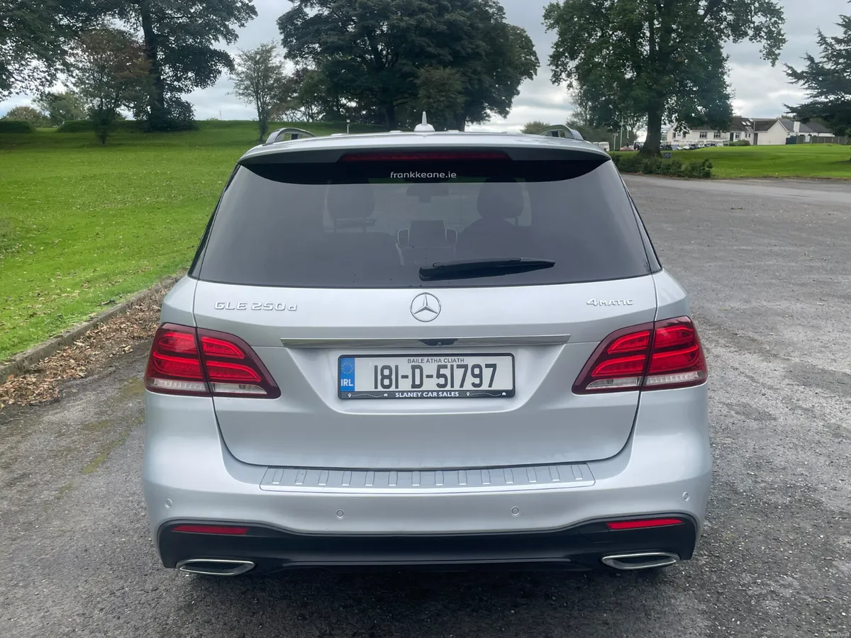 Mercedes-Benz GLE 2018, 4matic , night edition - Image 4