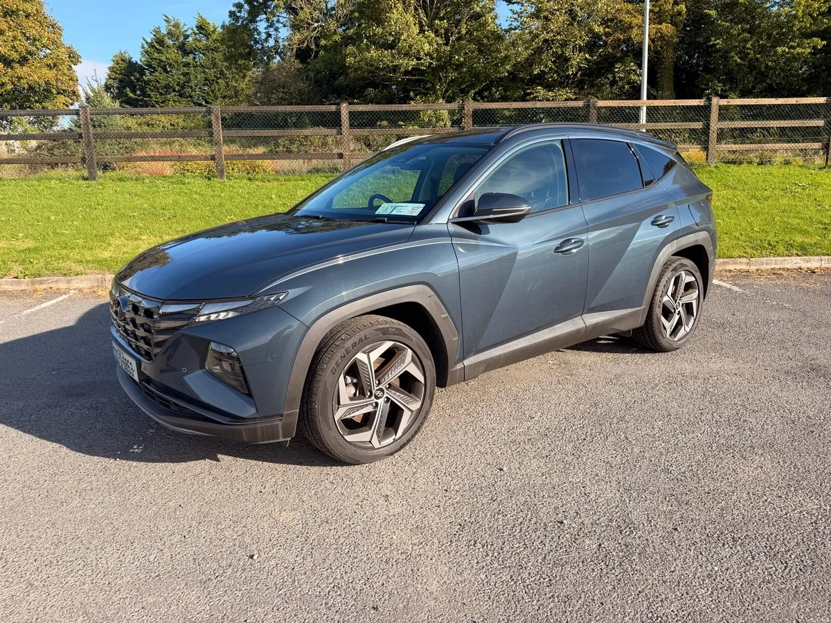 Hyundai Tucson Executive PHEV 4WD - Image 1
