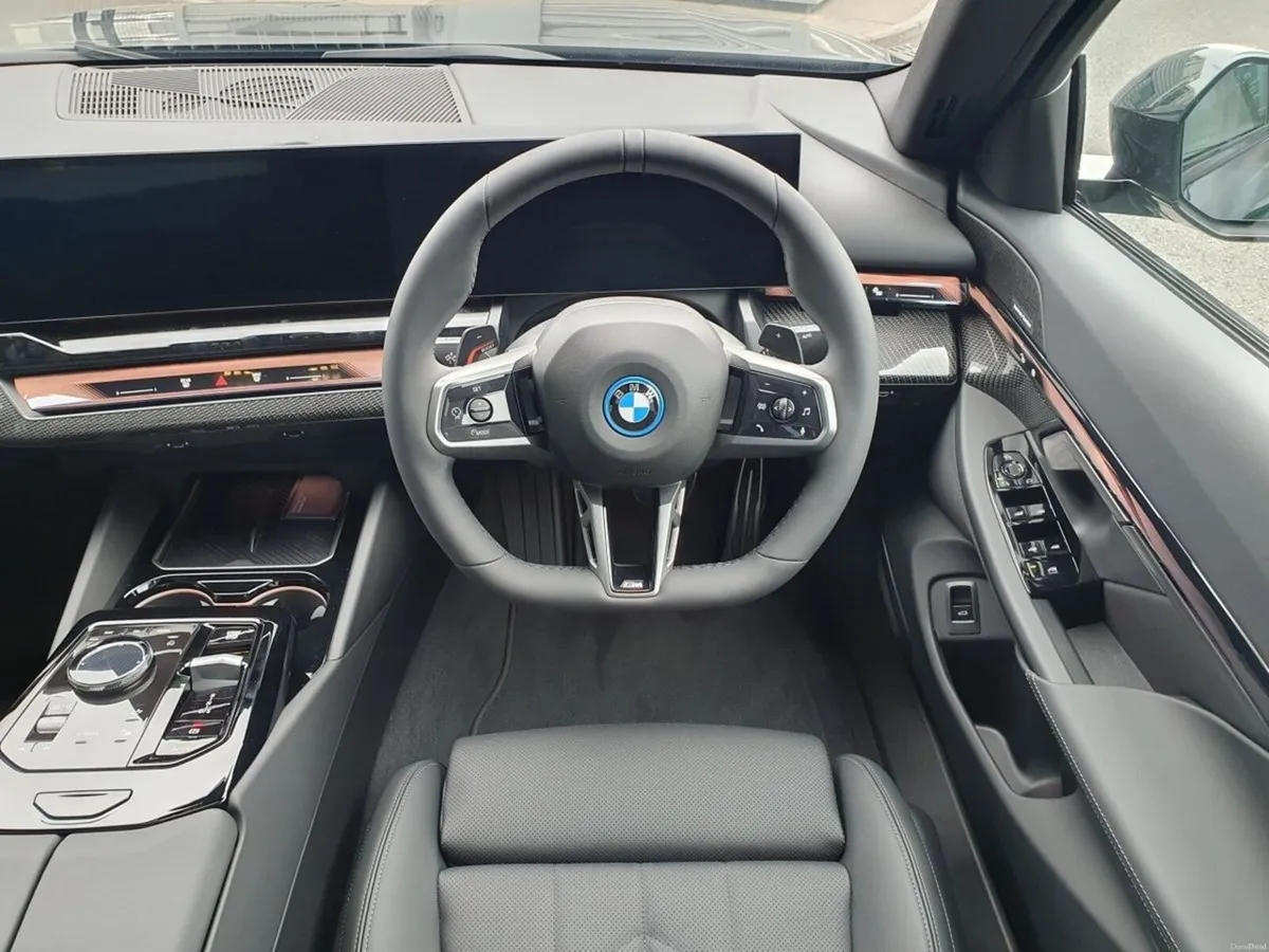 BMW 5-Series 530e M Sport Pro Saloon - Image 5