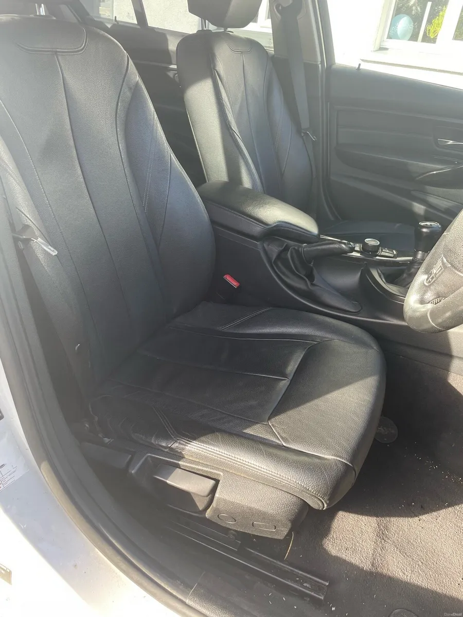 BMW 320d - Image 6