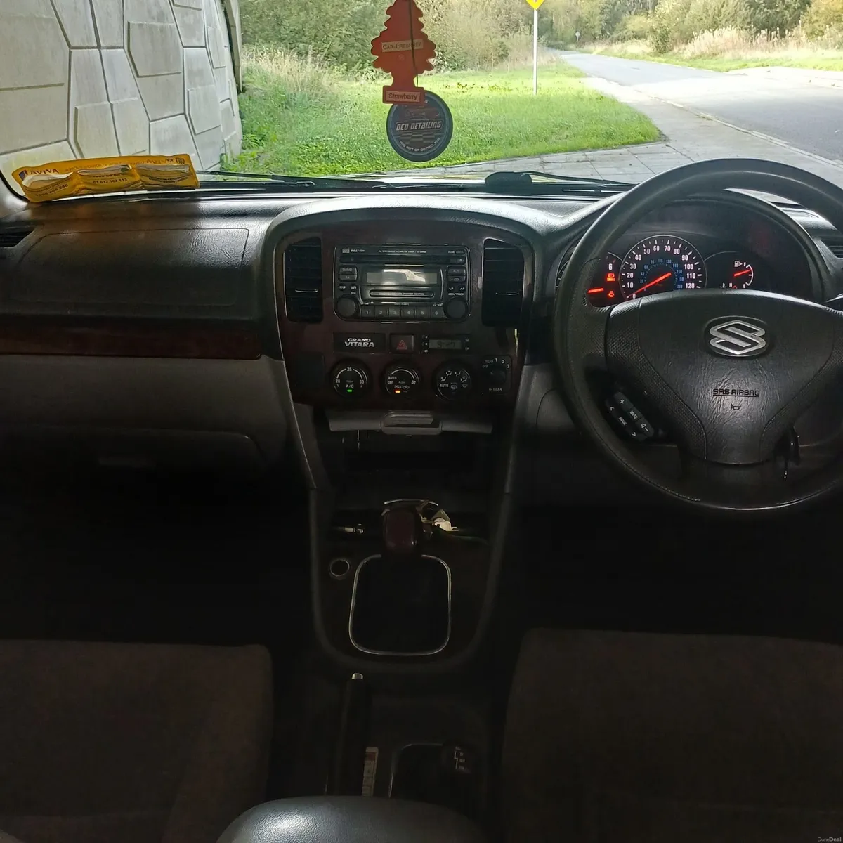 Suzuki Grand Vitara 2004 - Image 4