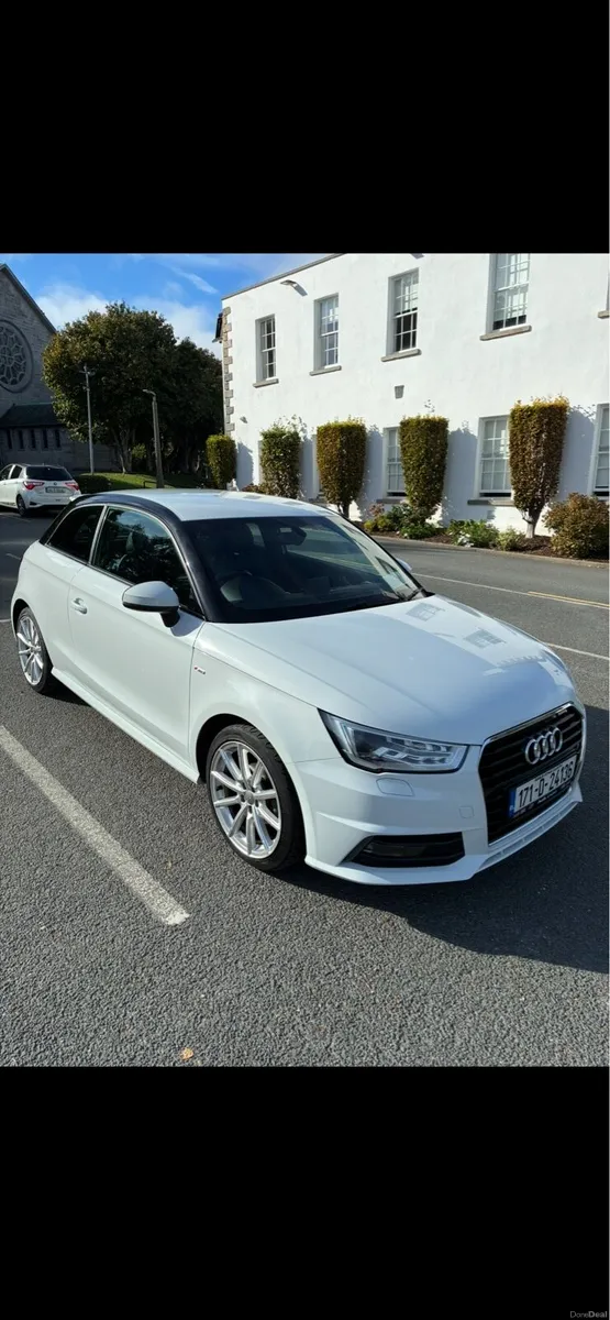 Audi A1 S-Line 1.0 TFSI - Image 1