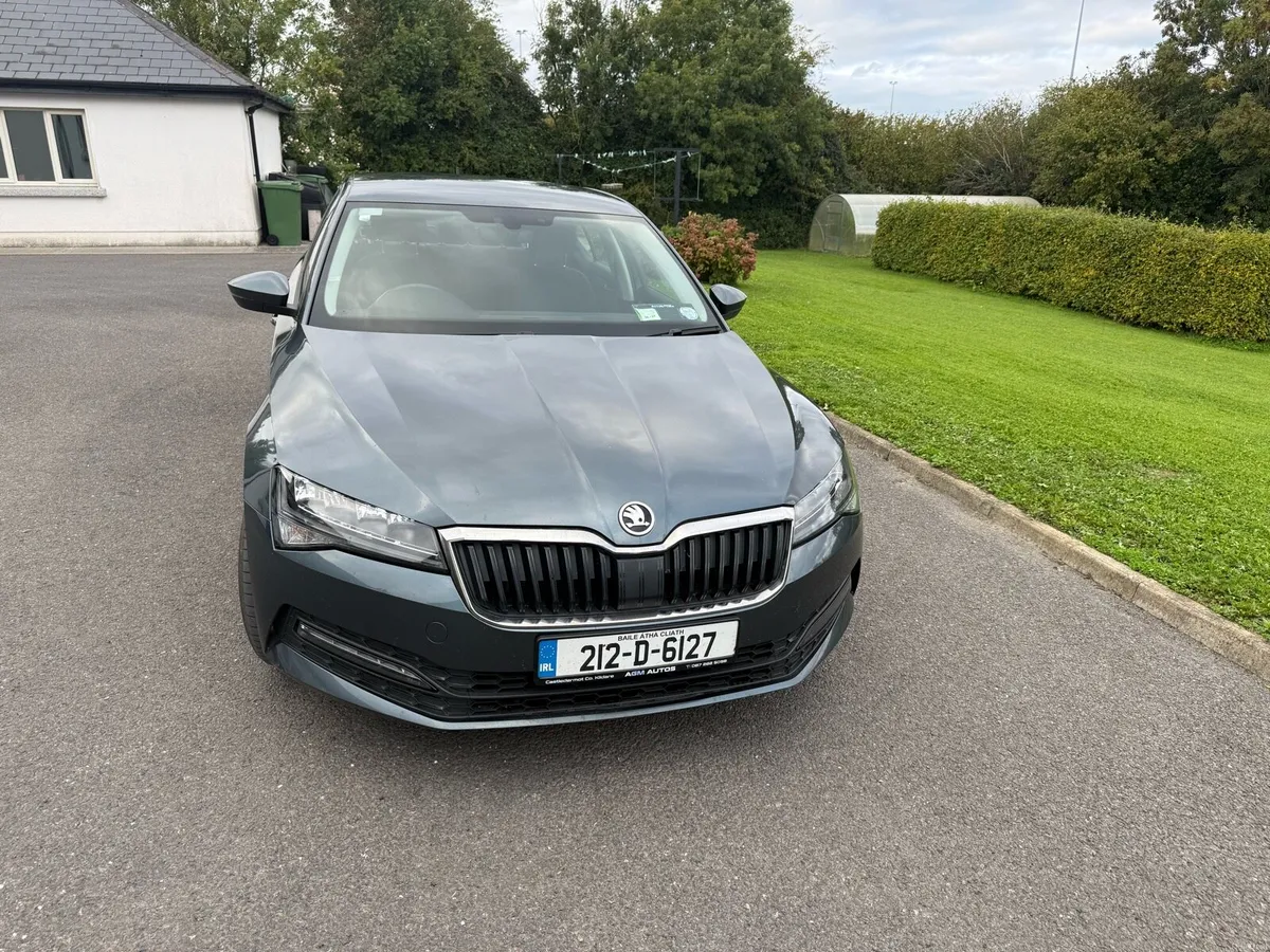 Skoda Superb - Image 4