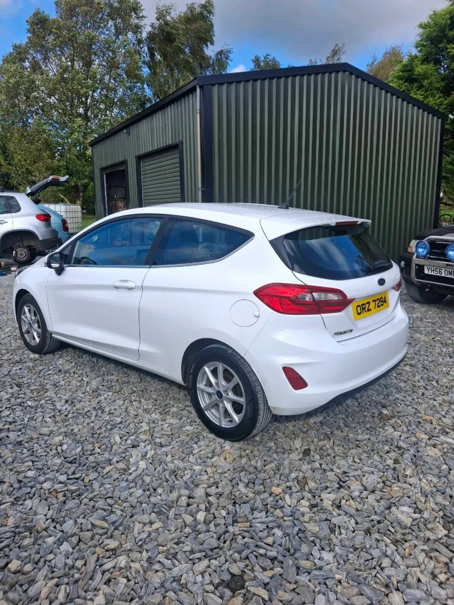 2019 ford fiesta 1.1 petrol - Image 4