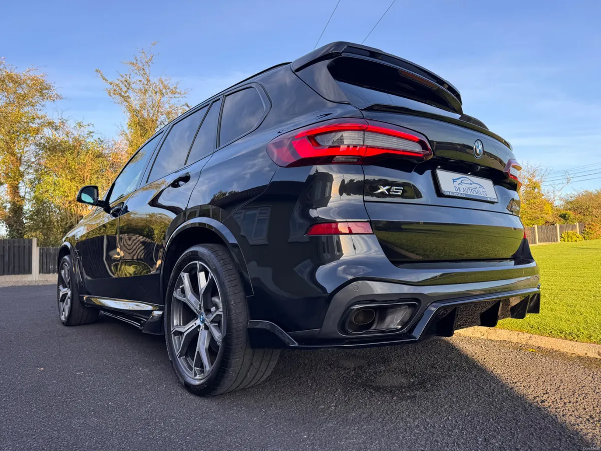 2022 BMW X5 45E M-SPORT PRO X DRIVE - Image 5