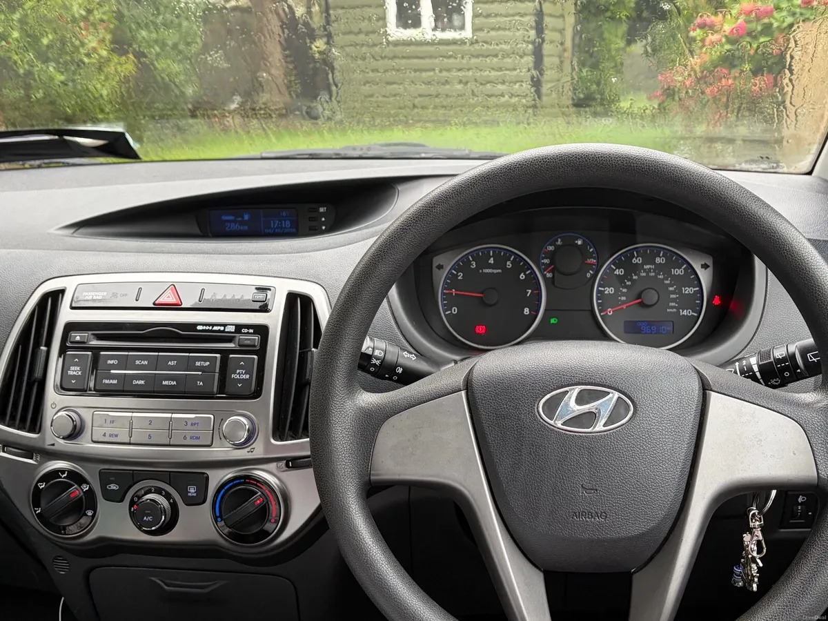 2012 Hyundai i20 LOW MILEAGE- NCT SEPT 2027 - Image 6