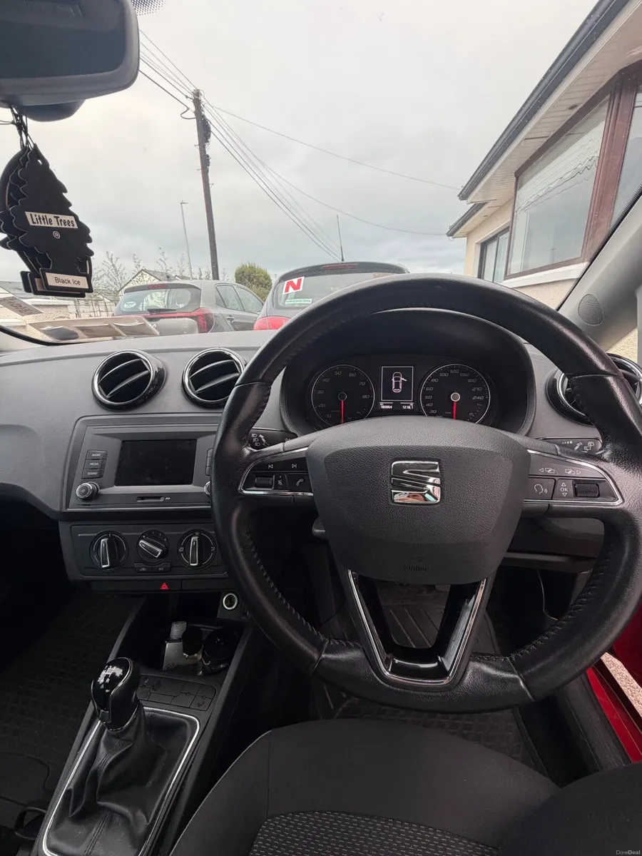 SEAT Ibiza 2016 - Image 2
