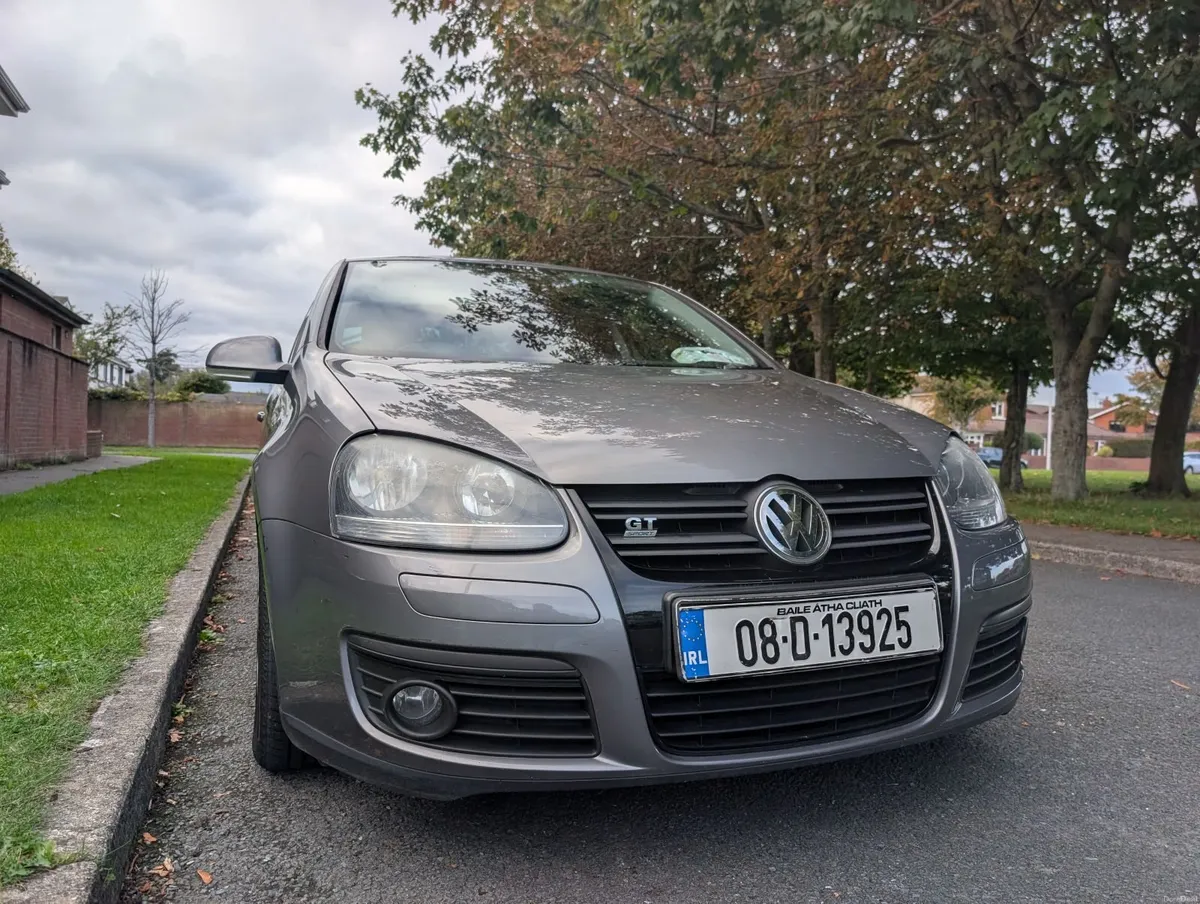 Volkswagen Golf 2008 - Image 2