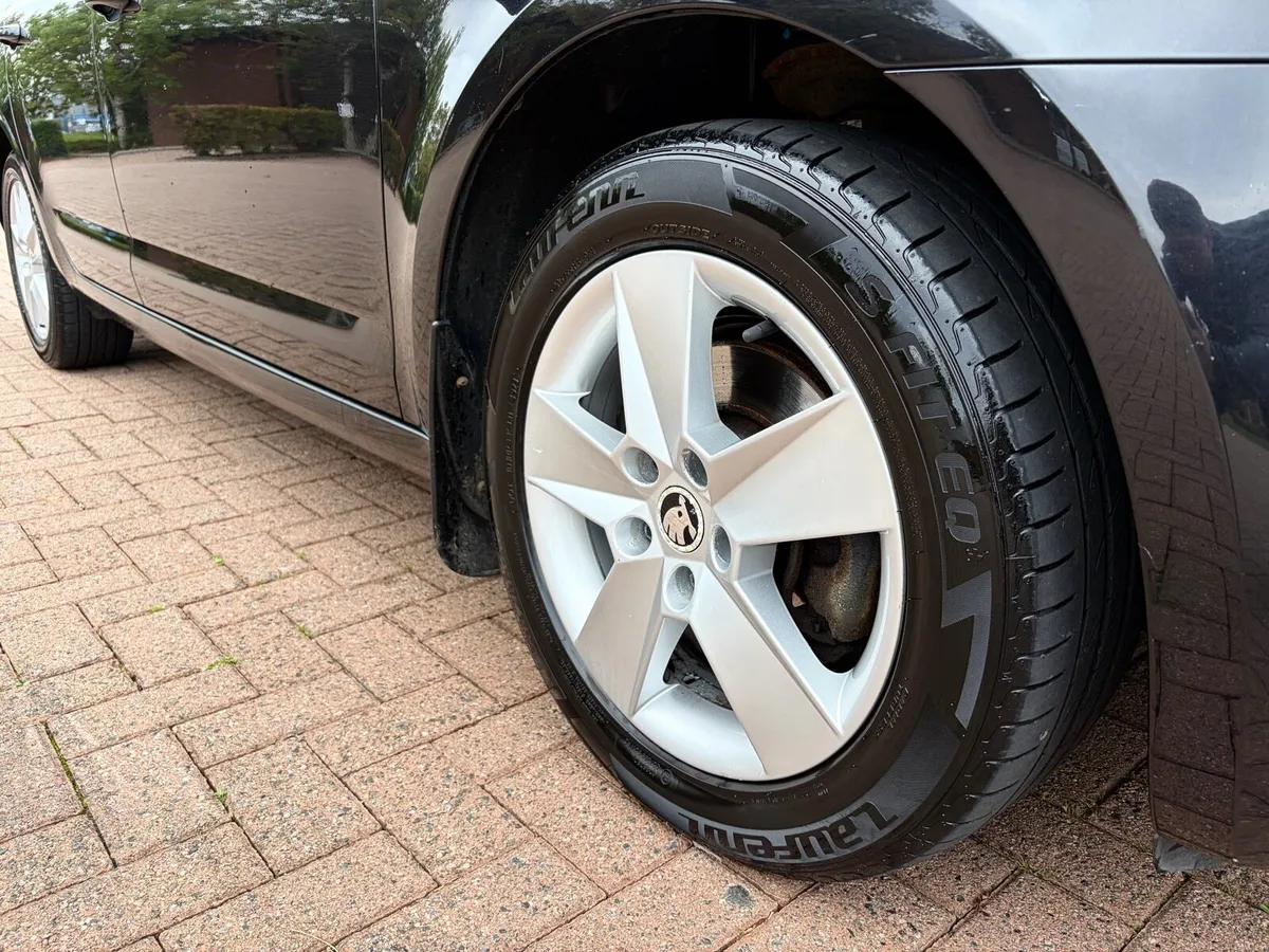 Skoda Octavia 1.6 TDI NCT 08/27 Tax 06/27 - Image 2