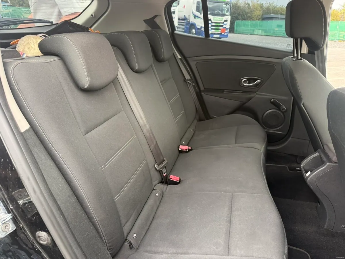 Renault Megane - Image 6
