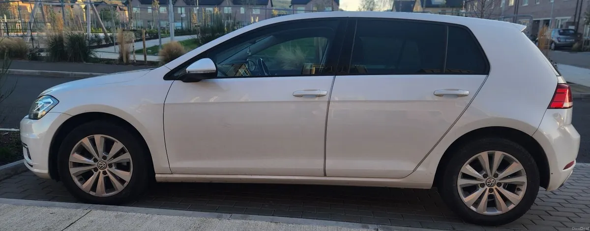 Volkswagen Golf TSI 2017 - Image 2