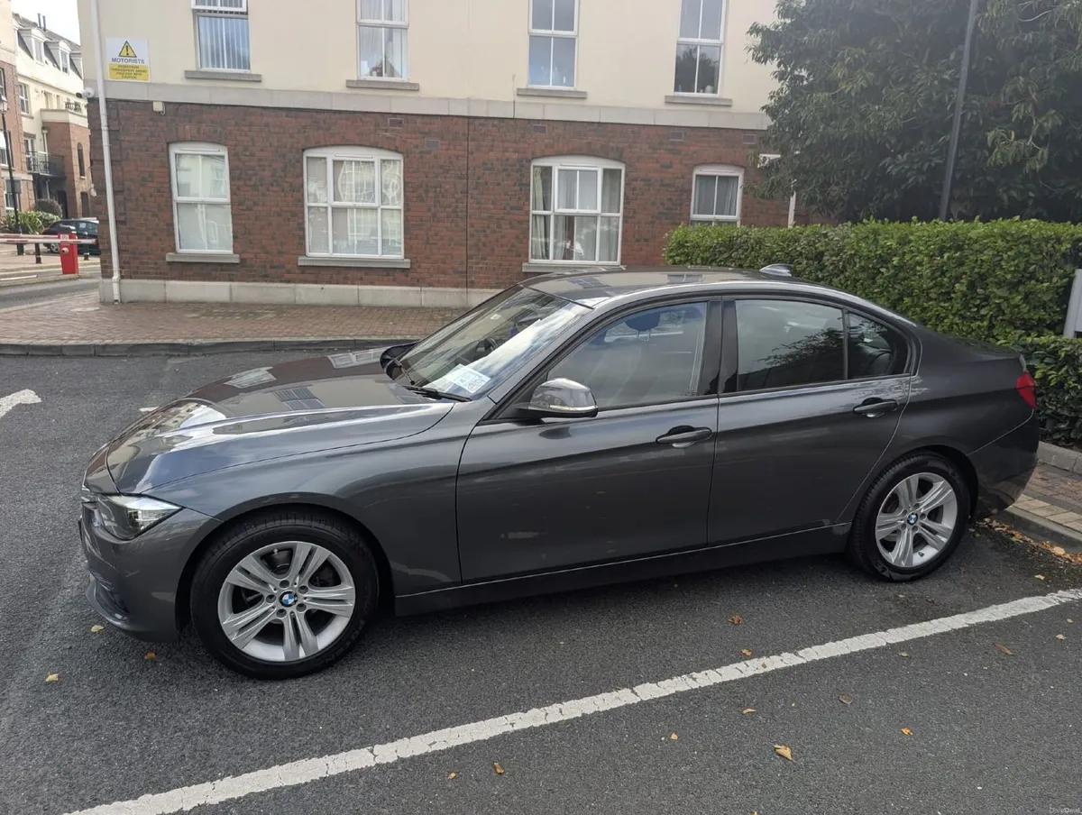 2017 Manual  BMW 318i Low Milage - Image 1