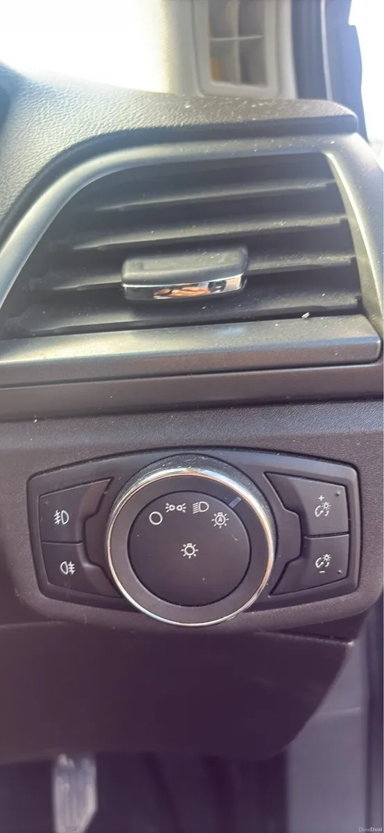 Ford mondeo 2.0tdci (nct 4-27) - Image 5