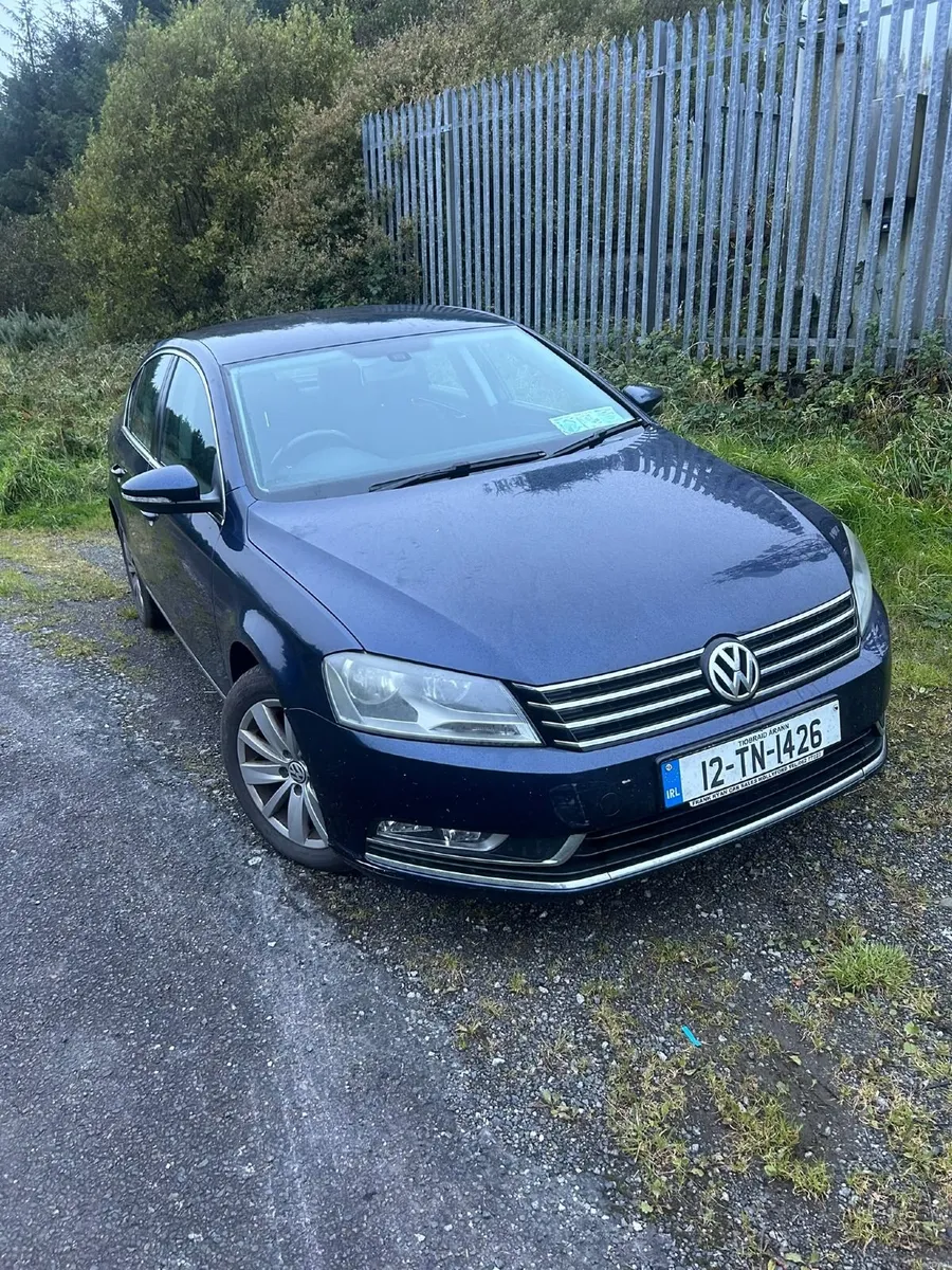 Volkswagen Passat 2012 - Image 1