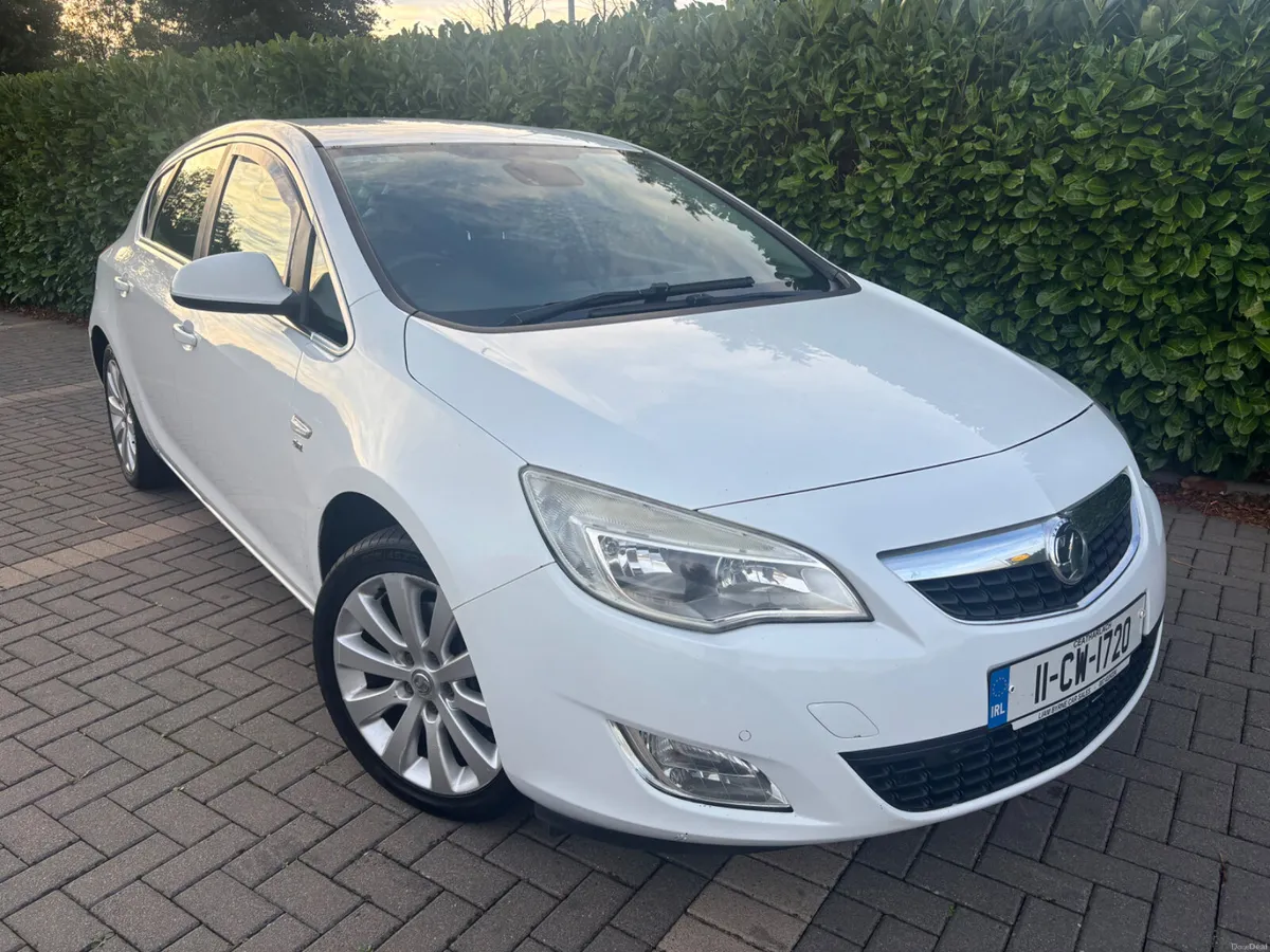 OPEL ASTRA 1.7 CDTI SE MODEL ONLY PASSED NCT 09/27 - Image 1