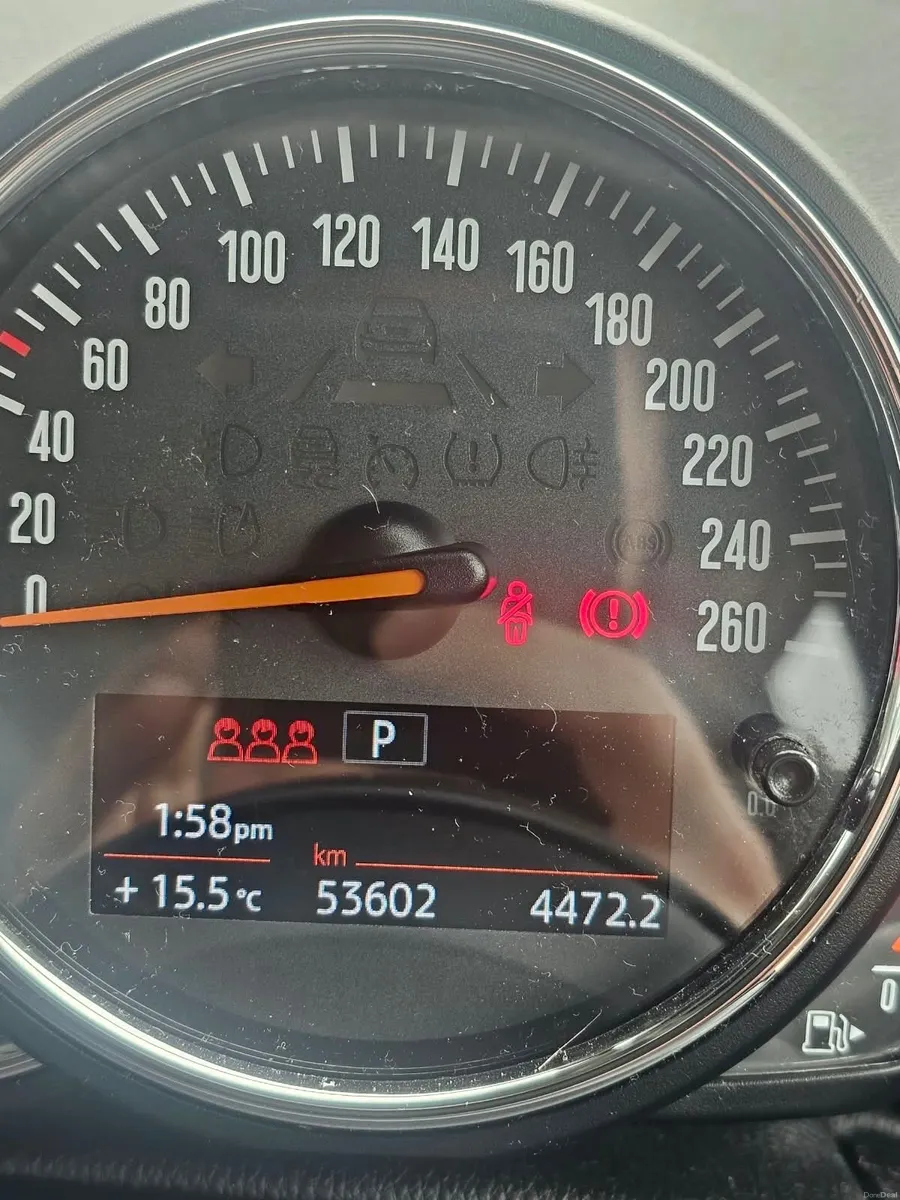 Mini Cooper 2019 - Image 1