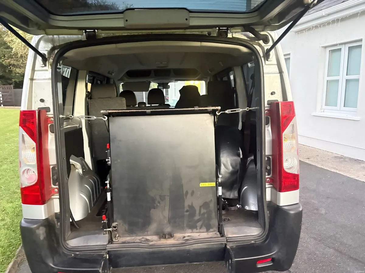Peugeot Expert tepee WHEELCHAIR ACCESSIBLE VEHICLE - Image 3