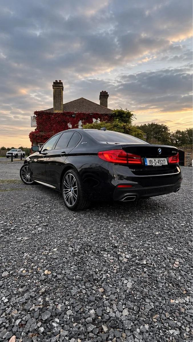 2018 BMW 530e M Sport Plus – Plug-in Hybrid - Image 3