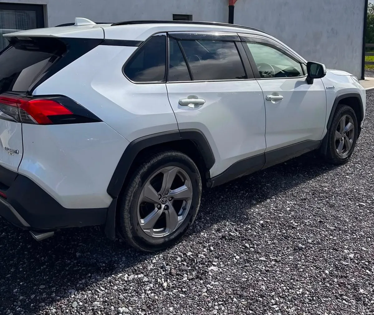 Toyota RAV4 2022 - Image 5