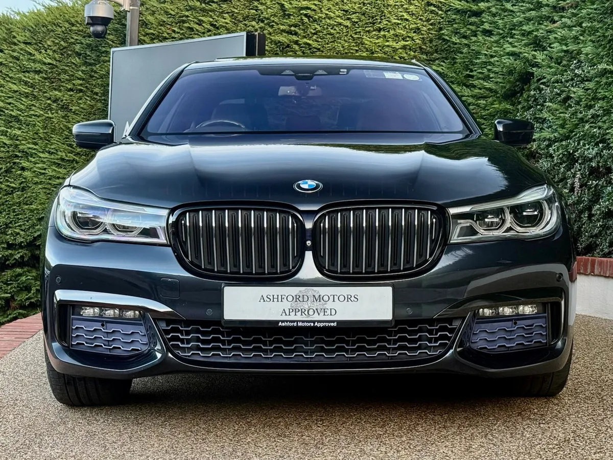 BMW 740D M-Sport X-Drive 2018 - Image 2