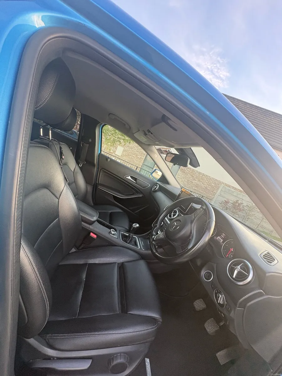 Mercedes-Benz A-Class 2016 - Image 3