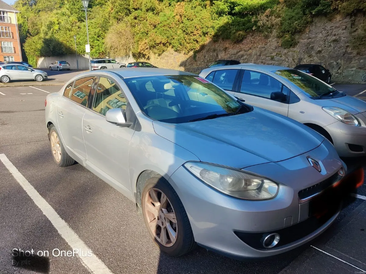Renault Fluence 2011 - Image 4