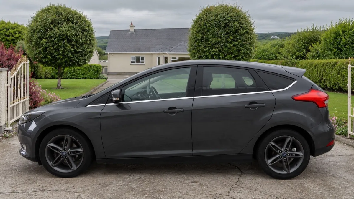 2017 Ford Focus Titanium – For Sale - Image 6