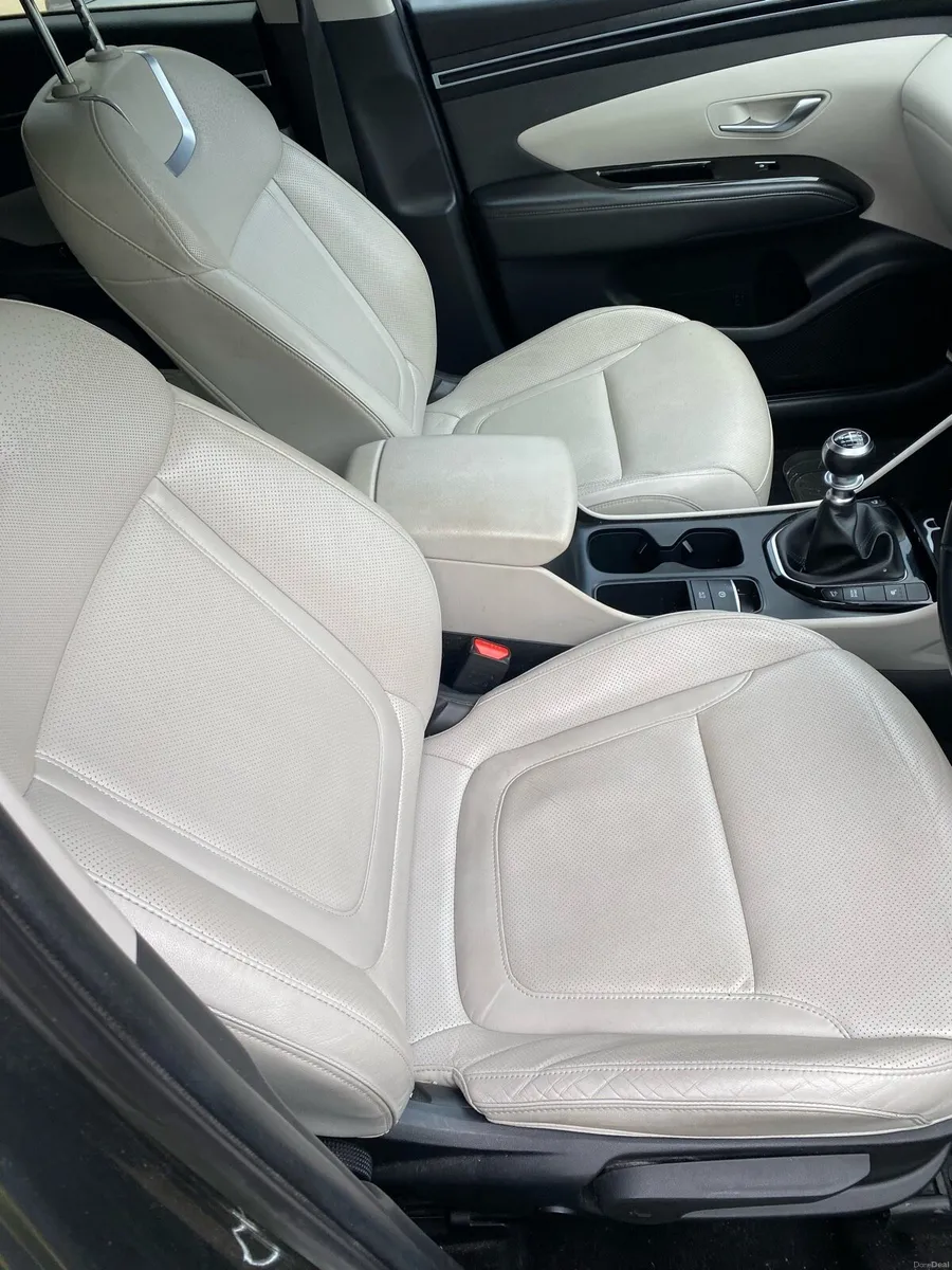 Hyundai tuscon - Image 4