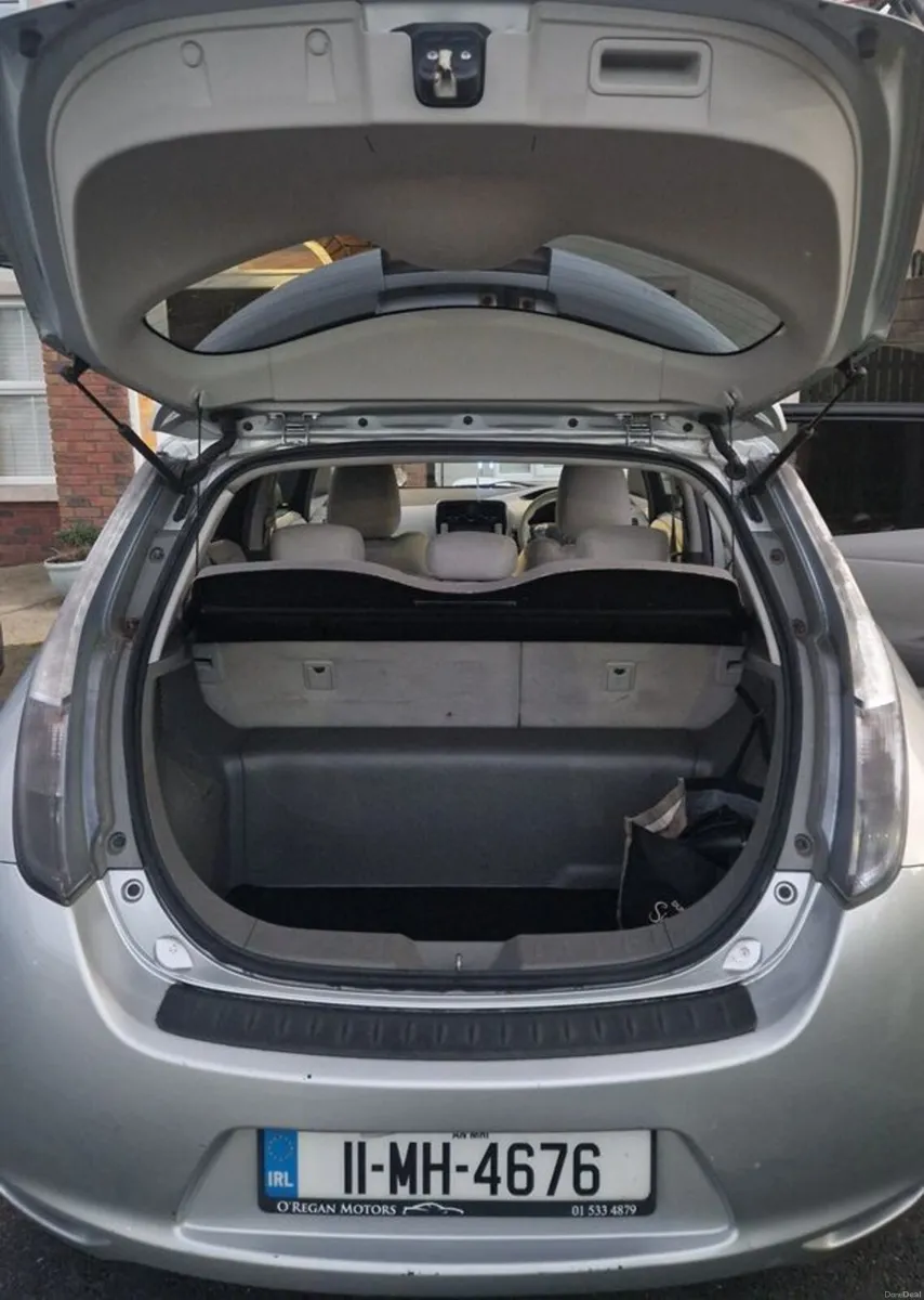 Nissan Leaf 2011 - Image 5