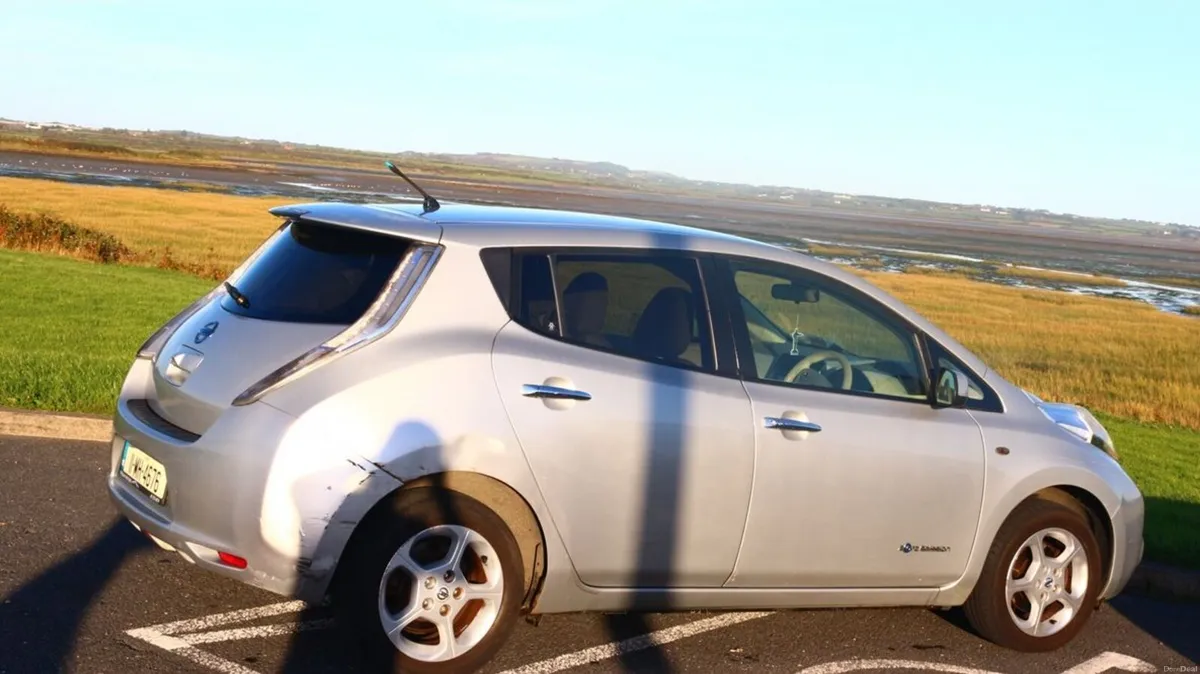 Nissan Leaf 2011 - Image 4