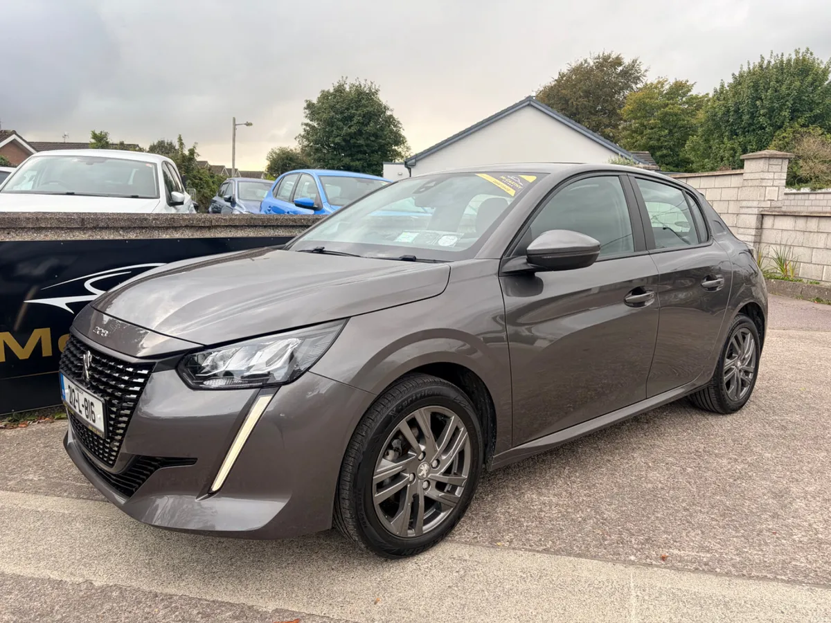 Peugeot 208 - Image 4