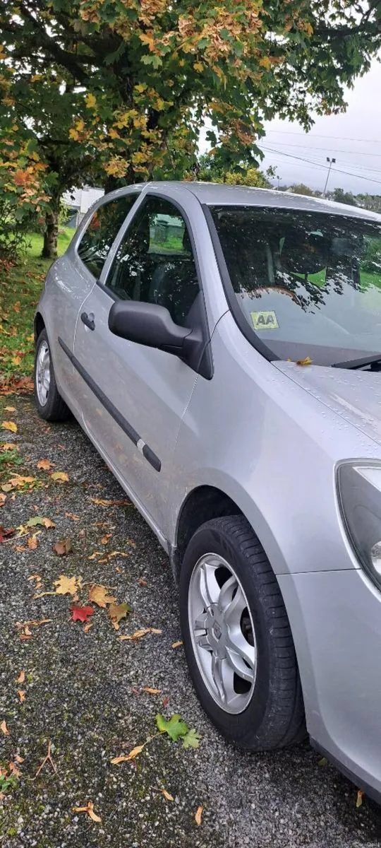 07 Renault Clio - Image 5