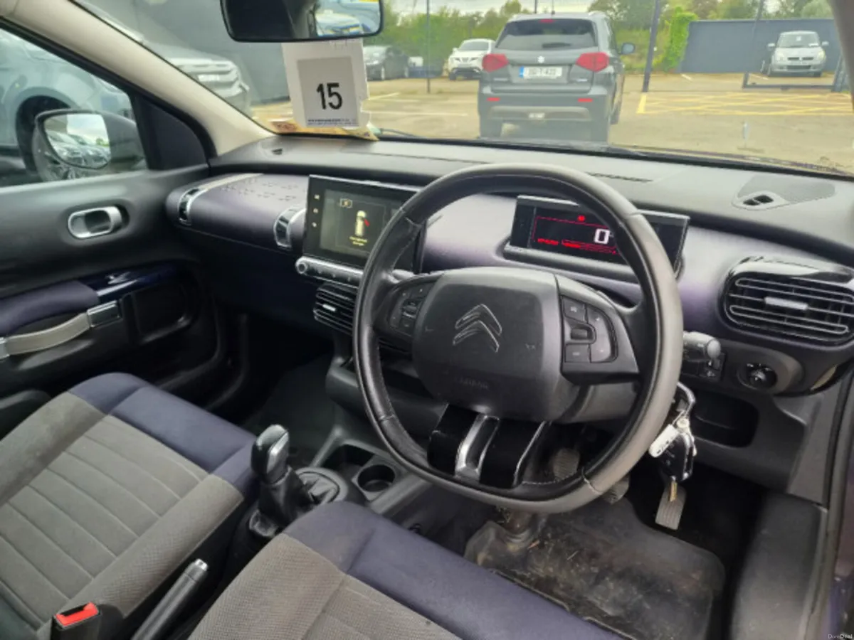 Citroen C4 Cactus 1.2 Pure Tech (82) Feel 5DR - Image 3