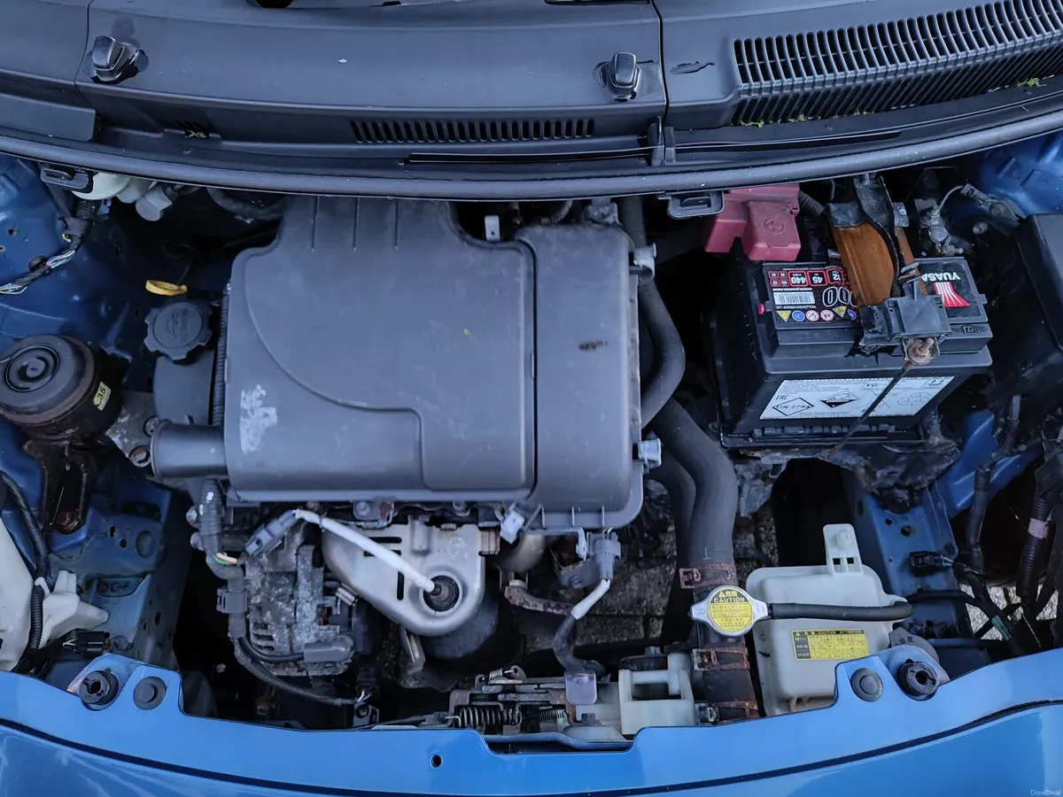 Car - Image 4