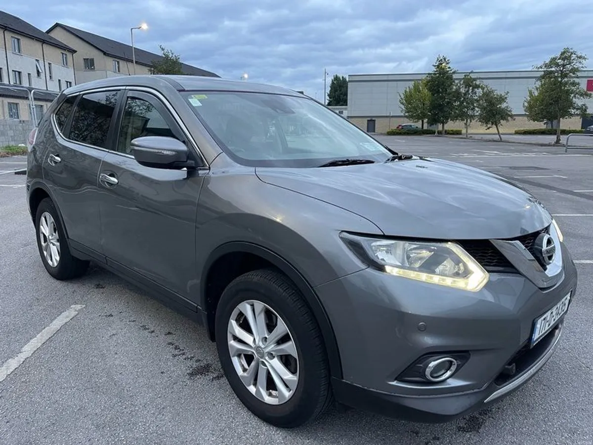 2017 Nissan X-trail - Image 1