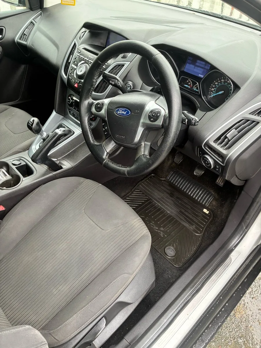 Ford focus - Image 4