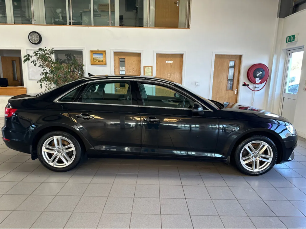 Audi A4 1.4 TFSI 150 SE ULTRA 4DR - Image 4