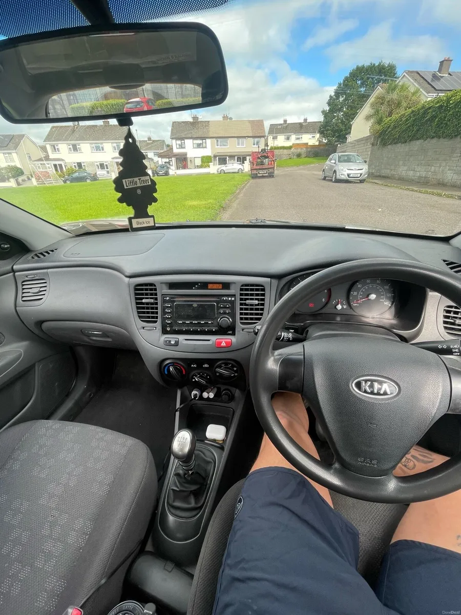 KIA Rio (Some things to do) - Image 5
