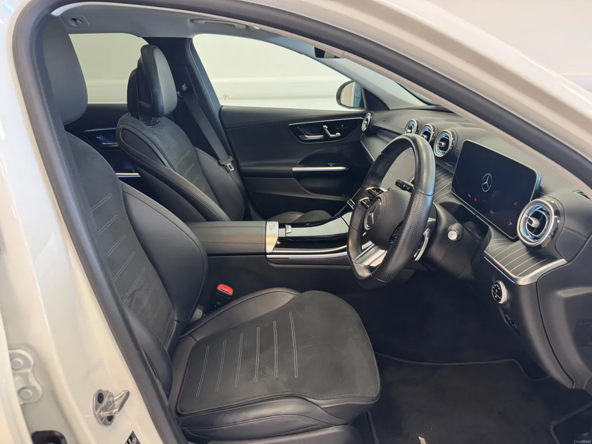 Mercedes-Benz C-Class 2022 - Image 6
