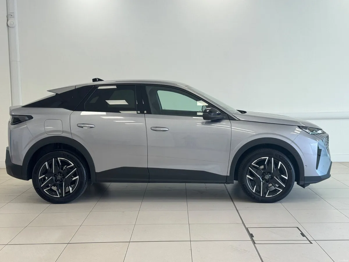 Peugeot 3008 hybrid allure 2025 - Image 4