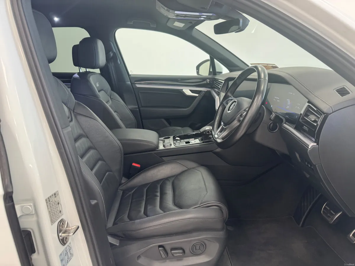 Volkswagen Touareg 2020 - Image 3