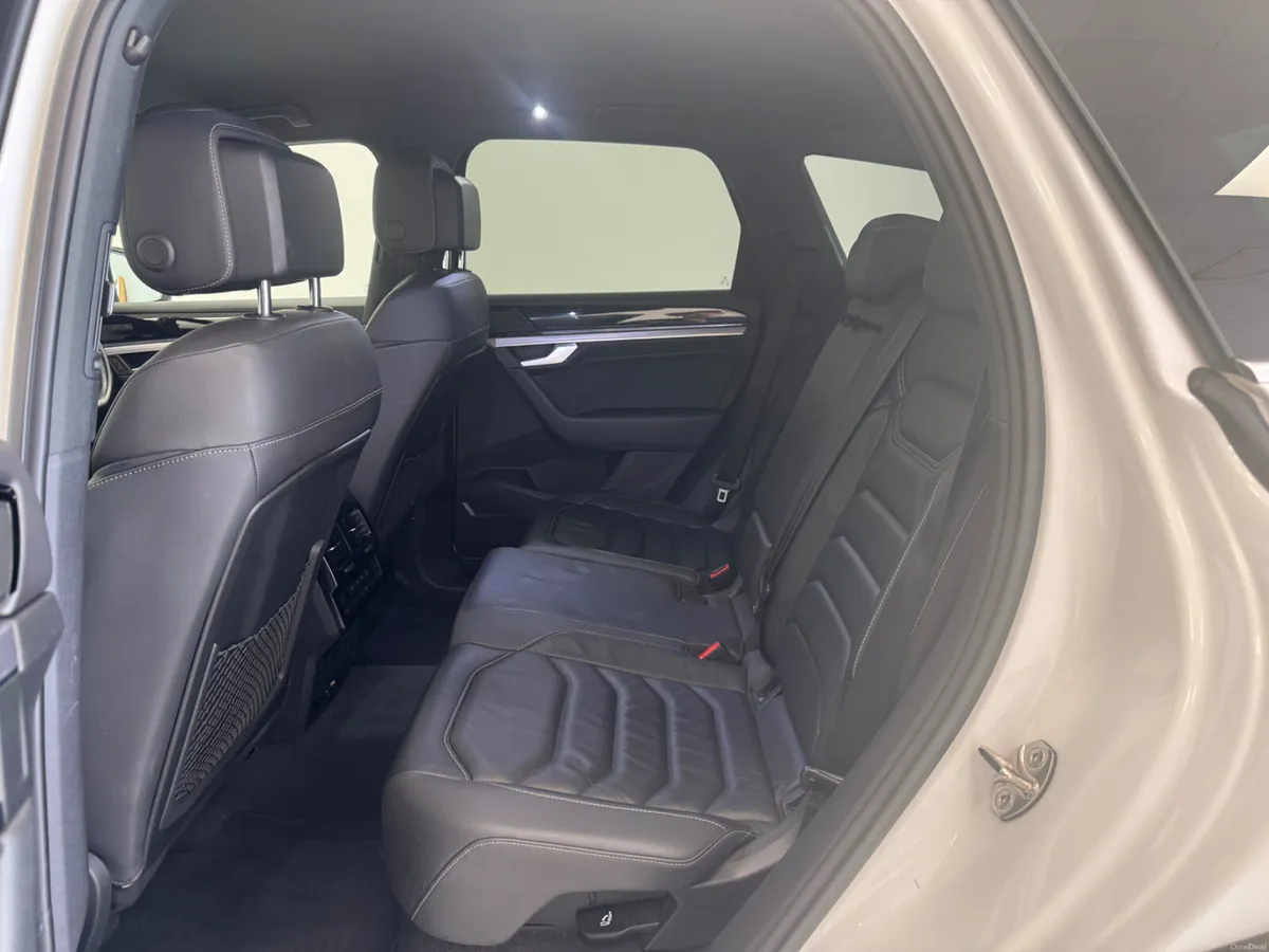 Volkswagen Touareg 2020 - Image 6