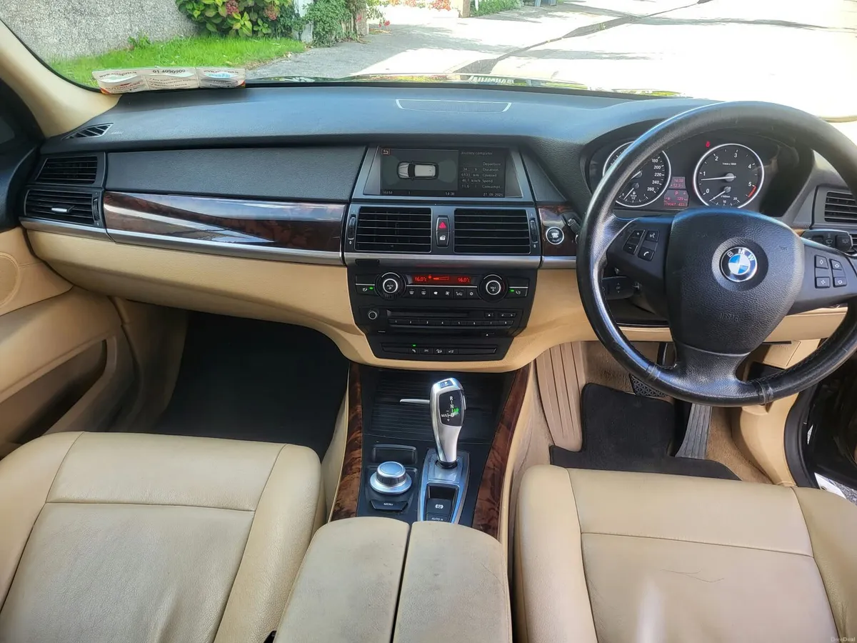 BMW X5 - Image 6