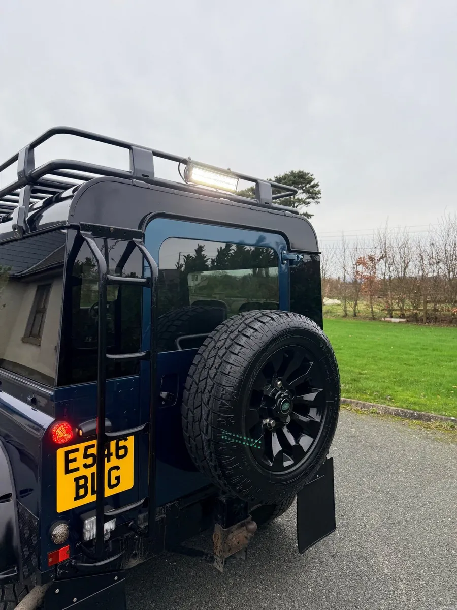 Land Rover Defender 1988 - Image 5